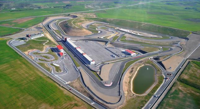 [Imagen: Circuit_de_Navarra_Supertrackday_2.jpg]